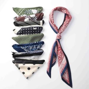 Sciarpa Personalizzata Classica con Stampa Paisley, Pois e Geometrica, <span class=keywords><strong>Bandana</strong></span> Triangolare in Raso Multifunzione <span class=keywords><strong>per</strong></span> <span class=keywords><strong>Donna</strong></span>, Moda <span class=keywords><strong>per</strong></span> Testa, Collo e <span class=keywords><strong>Capelli</strong></span> - Product Image 1