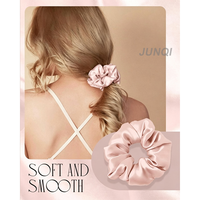 Set Regalo Lusso Personalizzato con Logo: Maschera da Notte in Raso di Seta, Maschera Occhi, Federa per Cuscino e Elastico per Capelli Anti-Crespo per un Sonno Riposante