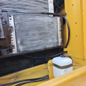 Excavadora Caterpillar usada de alta calidad Cat320d 30ton Digger Motor Construcción Caterpillar Excavadora usada para la venta - Product Image 2