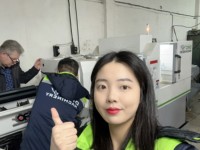 Centre d'usinage vertical CNC 5 axes haute précision DRC pour le traitement des métaux VMC1270 TAIWAN
