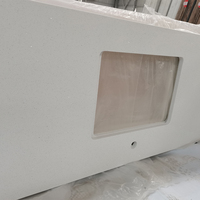 Mesa de Terrazo de Cuarzo Blanco Brillante de Diseño Moderno con Acabado Pulido para Uso en el Hogar o Hoteles