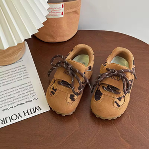 รองเท้าผ้าใบเด็กผู้หญิง พื้นนุ่ม แฟชั่น ลายเสือดาว ดีไซน์เนอร์ รองเท้าลำลองสำหรับเด็ก - Product Image 4