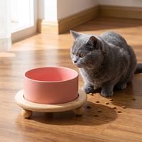 Groothandel Eco-vriendelijke keramische honden- en kattenvoederbak met houten onderstel, antislip, verhoogde voerbak, liefdesdesign