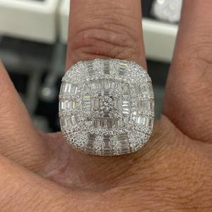 Bague de cocktail géométrique avec diamants taille émeraude sertis pavé, plaqué rhodium, argent 925, bijoux de mariage pour femme - Product Image 1