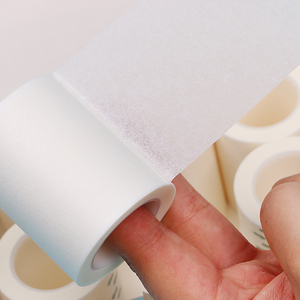 Hipoalergénico <span class=keywords><strong>Micropore</strong></span> Cinta de papel adhesiva médica Cinta quirúrgica no tejida Fabricante color blanco y <span class=keywords><strong>piel</strong></span> - Product Image 4