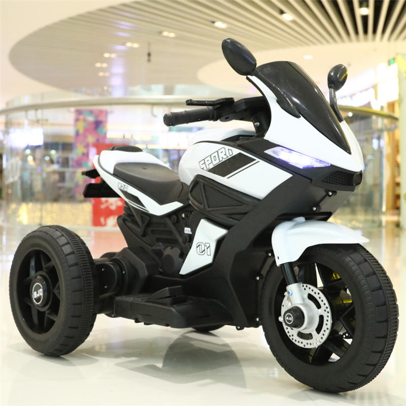 ไฟหน้าดนตรีสีขาวสามล้อ ขับเคลื่อนเดี่ยว