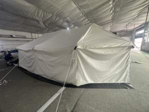 Tente de secours en cas de catastrophe, abri hospitalier d'urgence pour l'aide internationale, tente de sauvetage étanche pour les installations temporaires de réfugiés - Product Image 3