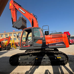 Excavatrice sur chenilles Doosan DX225 d'occasion de bonne qualité, modèle 2024, faible nombre d'heures, moteur et boîte de vitesses bien entretenus, parfaite pour - Product Image 1