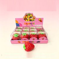 Jouet sensoriel anti-stress en forme de fraise à presser, jouet souple au son croquant, jouet à presser pour soulager le stress pour enfants et adultes