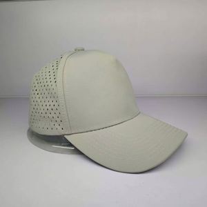 Venta al por mayor de sombreros de 5 paneles logotipo personalizado gorra de golf láser sombrero perforado impermeable Logotipo de PVC personalizado gorra de béisbol impermeable - Product Image 3