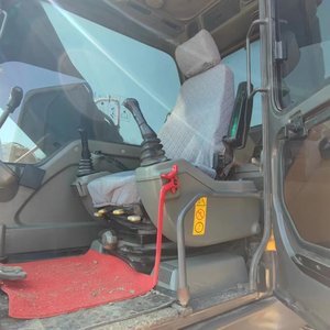 Popular Sell Genuine Diggers 21 Ton Original <b>Paint</b> Crawler Excavator EC210 Original Edition Used Excavators <b>for</b> Volvo - Product Image 4