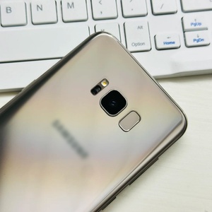 โทรศัพท์ Sam <span class=keywords><strong>S8</strong></span>+ 4G Octa Core หน้าจอ 6.2 นิ้ว 2K AMOLED ความจุ 256GB ชาร์จเร็ว ชาร์จไร้สาย สแกนเนอร์อินฟราเรด ปลดล็อคด้วยใบหน้า กล้องหลัง ฝรั่งเศส - Product Image 4