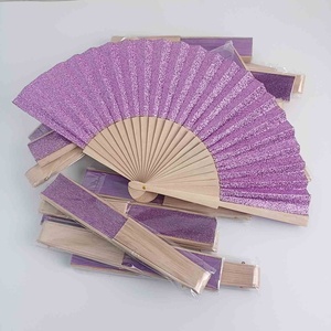 Éventail à main pliant en bois de cerisier 23cm Éventail à main en tissu bling cadeau de fête mariage - Product Image 5