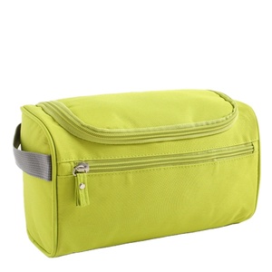 Custom Man's Fashion Portable Travel Makeup Bag Waterproof Cartoon Pattern Soft Handle Polyester Zipper Medium Capacity - Product Image 5
