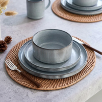 Service de vaisselle en porcelaine de luxe moderne EKA, 12 pièces, écologique, résistant au four et au micro-ondes, assiettes et bols durables pour hôtel et maison