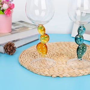 Calici da Vino <span class=keywords><strong>Rosso</strong></span> a Forma di <span class=keywords><strong>Cactus</strong></span> in Stile Nordico, Bicchieri Creativi Colorati a Stelo di <span class=keywords><strong>Cactus</strong></span>, Vendita all'Ingrosso Personalizzata - Product Image 3