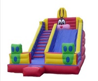 Château gonflable, château rebondissant, maison de saut gonflable, combo toboggan gonflable, grand toboggan gonflable