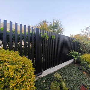 Clôture en alliage d'aluminium, panneau moderne, facile à installer, grille extérieure noire, résistante à la rouille, écologique et peu coûteuse - Product Image 6