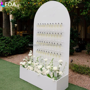 Décoration de bienvenue de mariage moderne de luxe LEDA avec arrangement floral en acrylique blanc et porte-bouteilles à champagne - Product Image 4