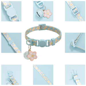 <span class=keywords><strong>Collare</strong></span> per Gatti in Poliestere con Stampa Fiori di Ciliegio, Campanello e Fibbia di Sicurezza - Tessuto Morbido per Gatti Piccoli e Medi, Disponibile in 4 Colori - Product Image 5
