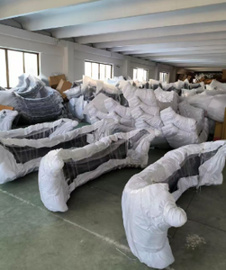 A2126100608 A2126804408 A2126800309 POUR Benz E200 E260 E300 <span class=keywords><strong>E350</strong></span> W212 Garniture latérale de châssis Boîte de vitesses Garde-boue Protection de carrosserie Fabricant - Product Image 2