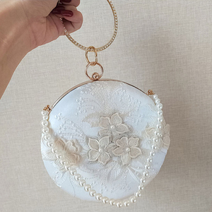 <span class=keywords><strong>Borsa</strong></span> a <span class=keywords><strong>catena</strong></span> da sera da donna famosa di design <span class=keywords><strong>borsa</strong></span> di lusso da donna <span class=keywords><strong>Beige</strong></span> 2022 - Product Image 1