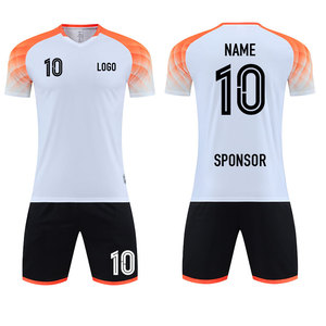 Maillot de football style italien personnalisé respirant 100 % polyester imprimé par transfert thermique Noms et numéros d'équipe Kit d'entraînement - Product Image 4