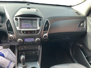 Hyundai Tucson 2010, conduite à gauche, diesel, SUV, voiture d'occasion coréenne, export, automatique, 5 places, toit ouvrant panoramique, familial - Product Image 6