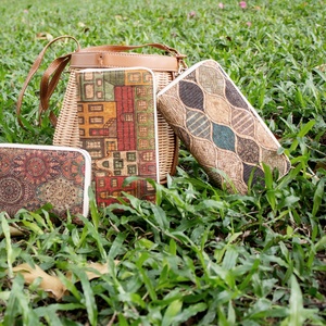 Unisex Purse Zipper Design with Card Holder Coin Pocket Eco-friendly Gift Vegan Cork Long Wallet RFID Flowers - Product Image 6