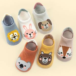Enfants d'âge préscolaire saisir 3D dessin animé Animal bébé chaussettes nouveau-né tricoté anti-dérapant 6 paires ensemble garçons et filles bébé chaussettes de sol <span class=keywords><strong>taille</strong></span> <span class=keywords><strong>0</strong></span>-<span class=keywords><strong>3</strong></span> - Product Image 5