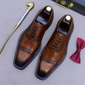 Zapatos de Negocios de Cuero Genuino de Tres Piezas con Cordones y Punta Cuadrada para Hombre, Elegantes y Formales Oxford, Resistentes y Tallados para Boda - Product Image 1