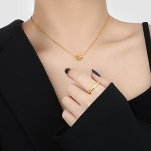 Collar de Bisutería de Moda para Mujer, Conjunto de Collar y Colgante de Acero Inoxidable con Textura Fina - Product Image 2