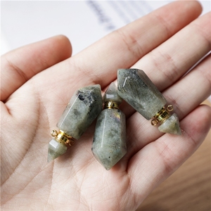 Pendentif Bouteille de Parfum en Cristal Naturel Labradorite Sculpté à la Main, Bijou Élégant pour Parfum, Décoration, Cadeau, Vente en Gros - Product Image 5