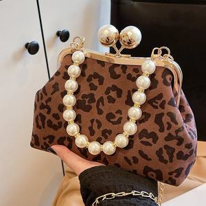 Nouvelle Collection Automne 2025 : Sac Coquille Tendance Imprimé Léopard avec Chaîne – Sac à Main Minimaliste pour Femme, Sac à Bandoulière et Sac Croisé - Product Image 1