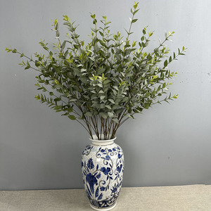 Meilleures ventes : 9 fourchettes décoratives en forme de feuilles d'eucalyptus gris, blanc et vert, pour décoration intérieure, longue durée (3-5 ans) - Product Image 1