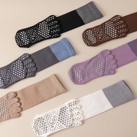 Chaussettes de yoga à 5 doigts antidérapantes en silicone, couleurs assorties, pour Pilates, vente en gros