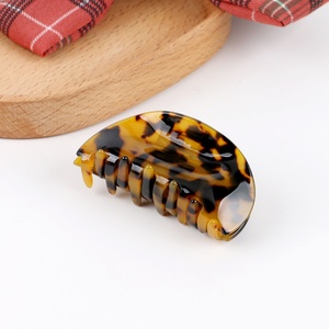 Pinza de Pelo Vintage de Acetato de 6cm con Diamantes de Imitación, Elegante Decoración para el Cabello para Mujeres, Uso Diario - Product Image 4