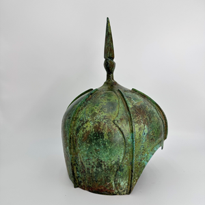 Elmetto artigianale in bronzo modelli decorativi unici antichi dispositivi di protezione utilizzando tecniche di stampa UV e pressofusione - Product Image 3