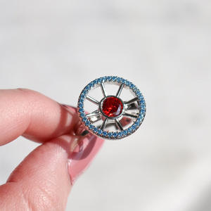 Anillo Ajustable Abierto de Aleación con Incrustaciones de Diamantes y Rubíes, Estilo Lujo Ligero, Sencillo y Romántico, Regalo para Mujer - Product Image 4