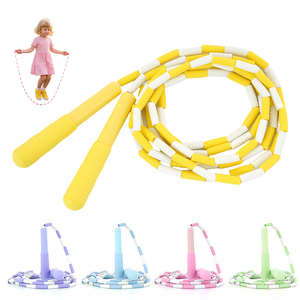 <span class=keywords><strong>Corde</strong></span> <span class=keywords><strong>à</strong></span> <span class=keywords><strong>sauter</strong></span> <span class=keywords><strong>à</strong></span> vitesse rapide réglable de haute qualité entraînement de Fitness complet du corps PP matériel <span class=keywords><strong>corde</strong></span> <span class=keywords><strong>à</strong></span> <span class=keywords><strong>sauter</strong></span> en bambou pour les débutants - Product Image 1