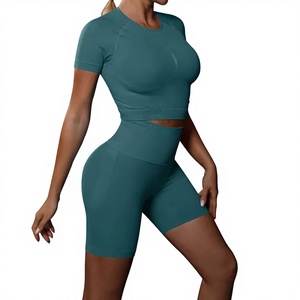 Ensemble T-shirt et short pour femme en gros, design personnalisé, marque privée, tenue décontractée d'été, vêtements de sport, services OEM - Product Image 1
