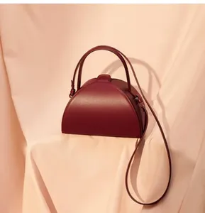 Nouvelle Tendance 2025 : Sac à Main Rétro Géométrique Demi-Cercle pour Femme avec Bretelles et Doublure en Polyester – Sac Bandoulière Messager - Product Image 5