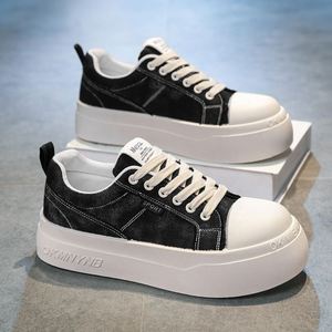 Zapatillas de Lona con Plataforma Modernas para Hombre, Construcción Ligera y Transpirable, Suela Gruesa que Aumenta la Altura - Product Image 1