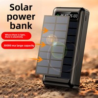 Usine personnaliser haute capacité batterie externe solaire charge rapide avec câble alimentation Mobile pour la vente en gros