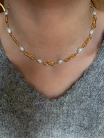 2024 nouvelle lumière luxe métal noeud épissage OT boucle naturel perle d'eau douce collier clavicule chaîne bijoux usine Offre Spéciale
