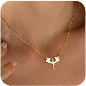 Collar con colgante de doble capa de dragón de acero inoxidable Hongtong, chapado en oro, joyería de moda elegante y moderna - Product Image 3