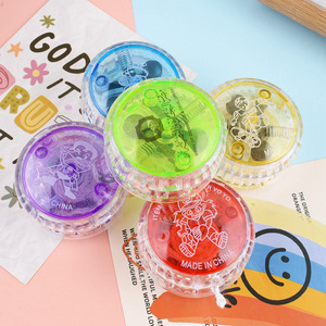 <span class=keywords><strong>Yoyo</strong></span> <span class=keywords><strong>lumineux</strong></span> professionnel personnalisé avec logo, jouet de jeu magique en plastique de haute qualité, <span class=keywords><strong>yoyo</strong></span> réactif amusant pour la vente en gros - Product Image 2