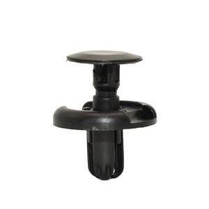 Clips en <span class=keywords><strong>plastique</strong></span> de fixation de pare-chocs d'aile de garniture de panneau de porte de <span class=keywords><strong>rivet</strong></span> de pièces d'auto pour Toyota 90467-07164 <span class=keywords><strong>Suzuki</strong></span> 09409-07332 - Product Image 1