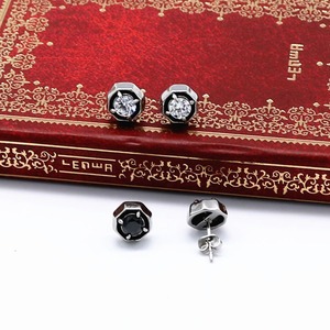 yunnique Hexagon <b>Stud</b> <b>Earrings</b> <b>Black</b> And White Zircon Claw Setting Geometric Design For Men And Women Gift Jewelry - Product Image 3