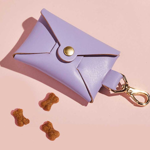 In stock small square pet snack bags with keychains, leather pet snack bags, outdoor pet <b>dog</b> food bags, training bags. - Product Image 1